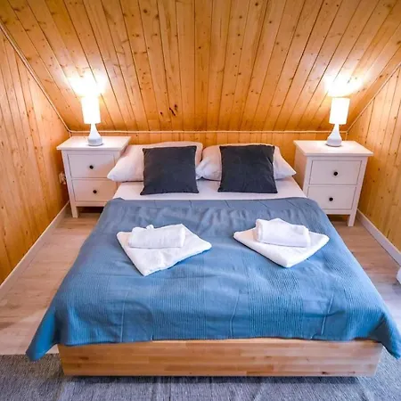 Nini House Dudki Villa *